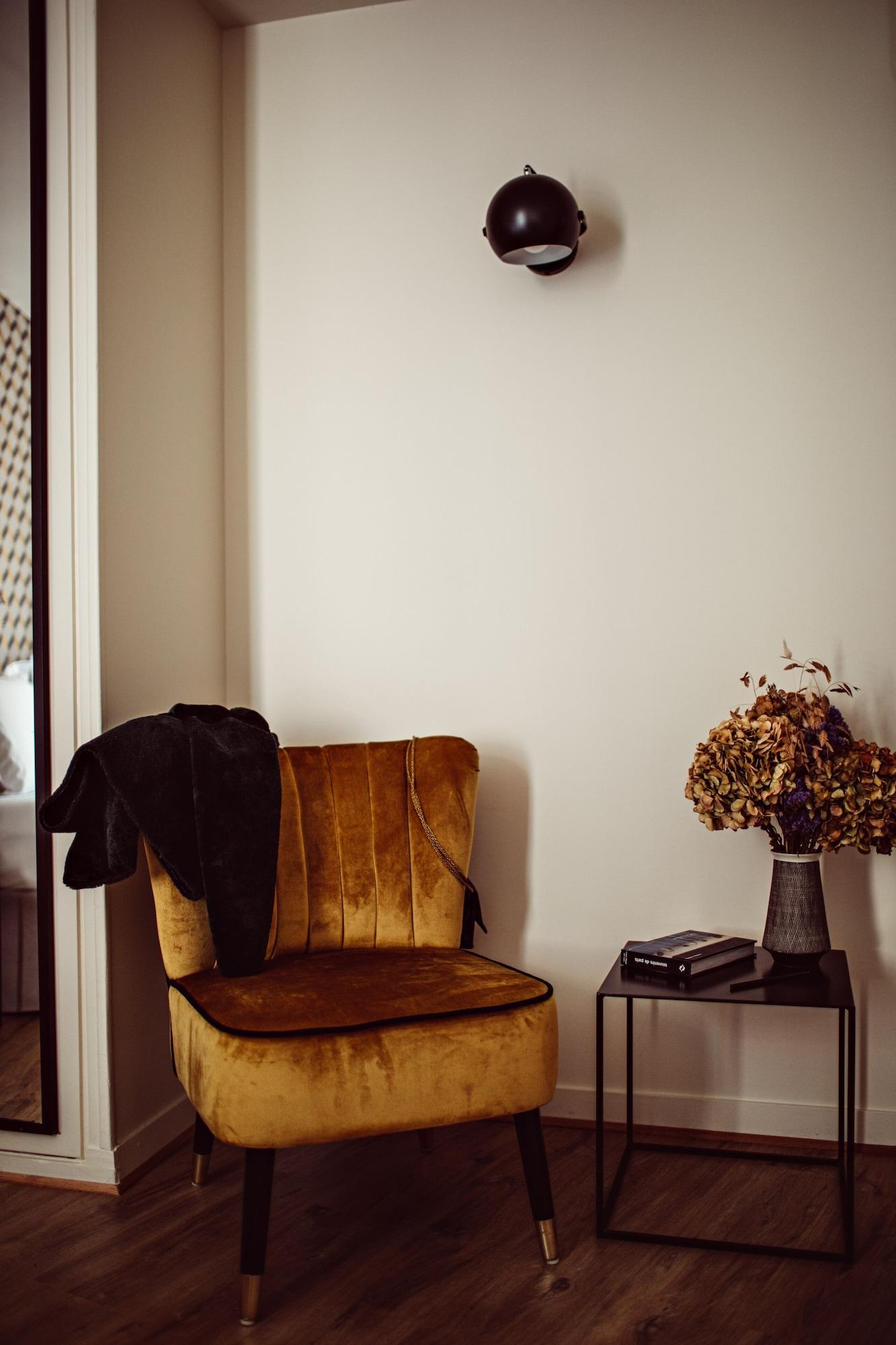 Hotel Monsieur Helder Paris Ngoại thất bức ảnh