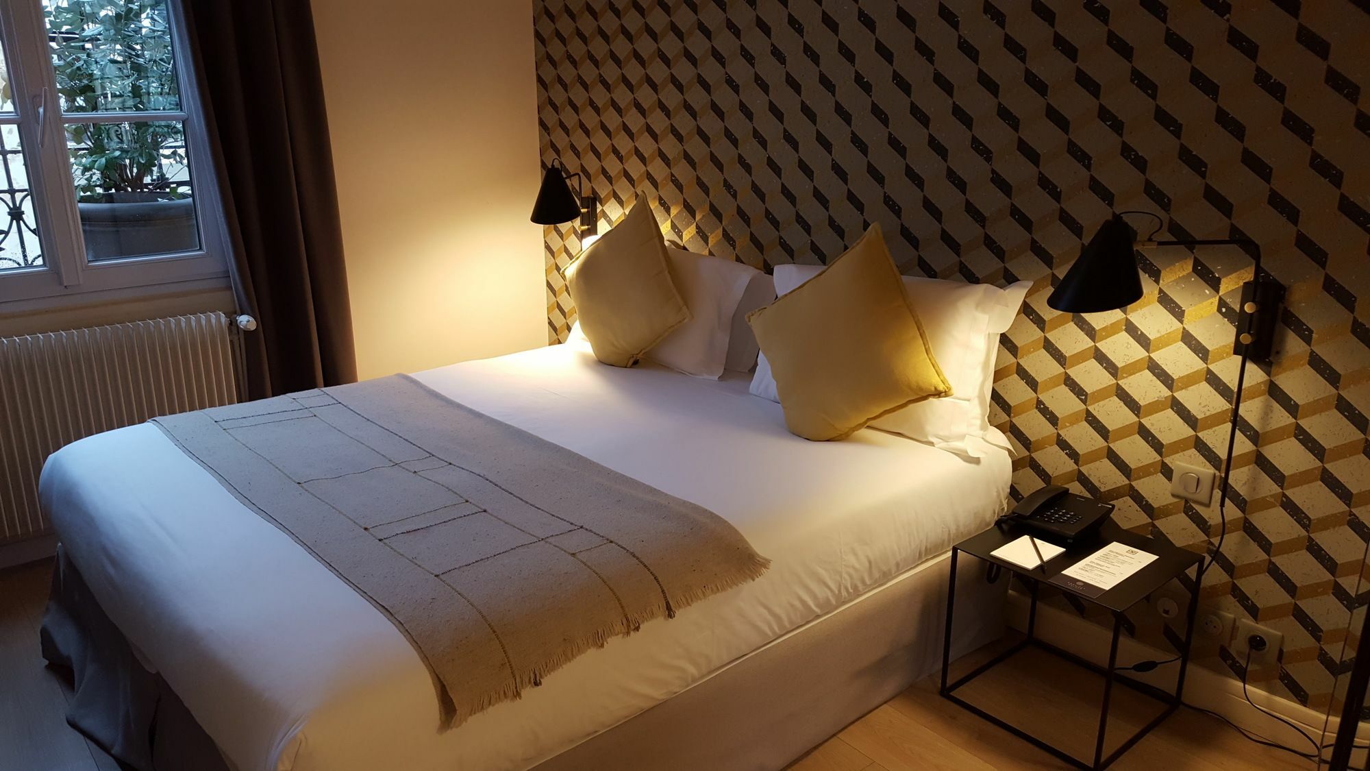 Hotel Monsieur Helder Paris Ngoại thất bức ảnh